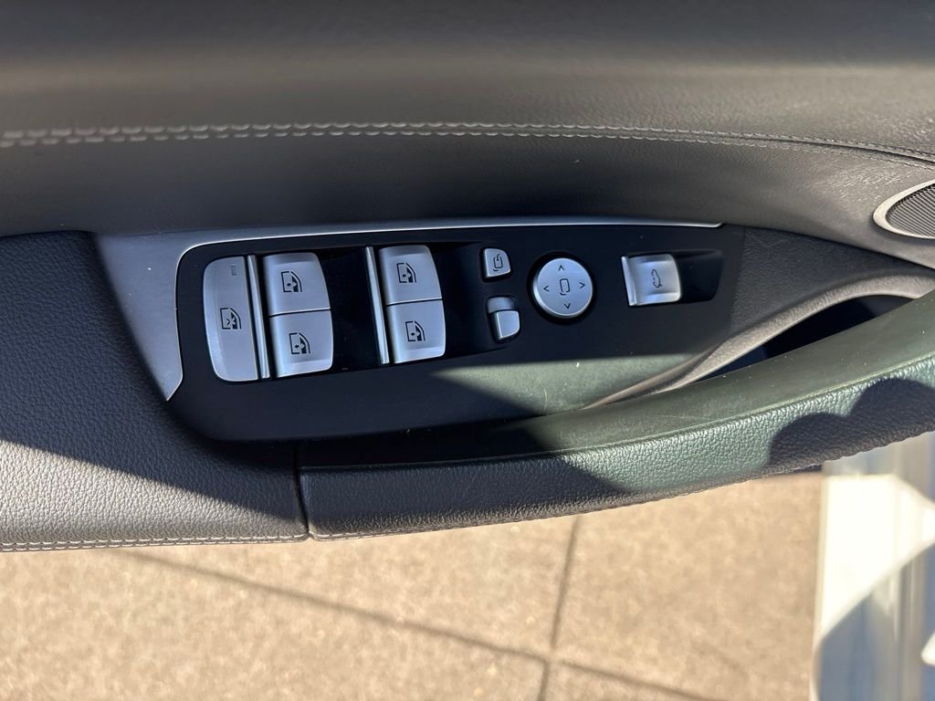Used 2020 Alpine White BMW M40i image 14