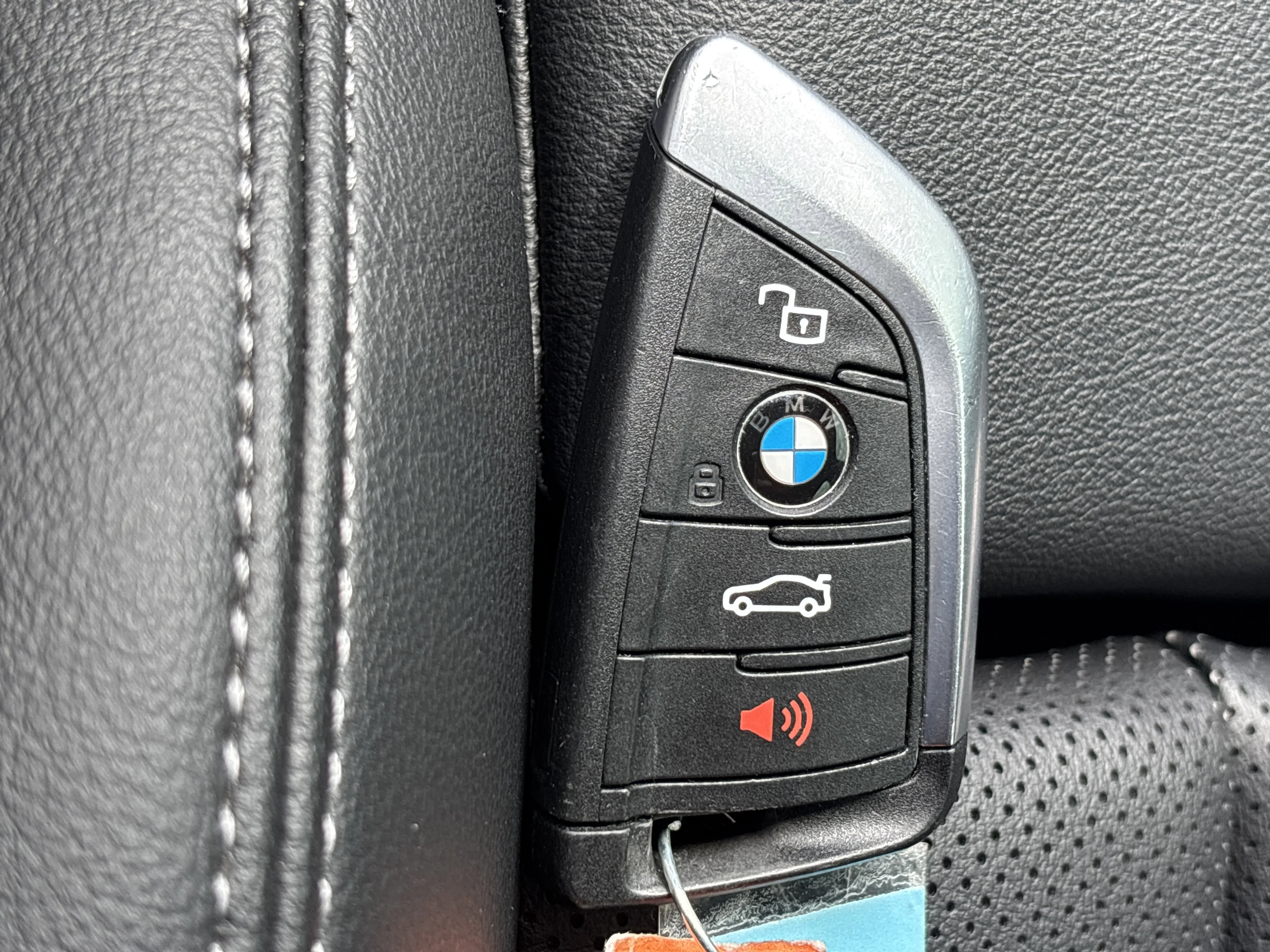 Used 2024 Mineral White Metallic BMW 330e xDrive Plug-in Hybrid image 42