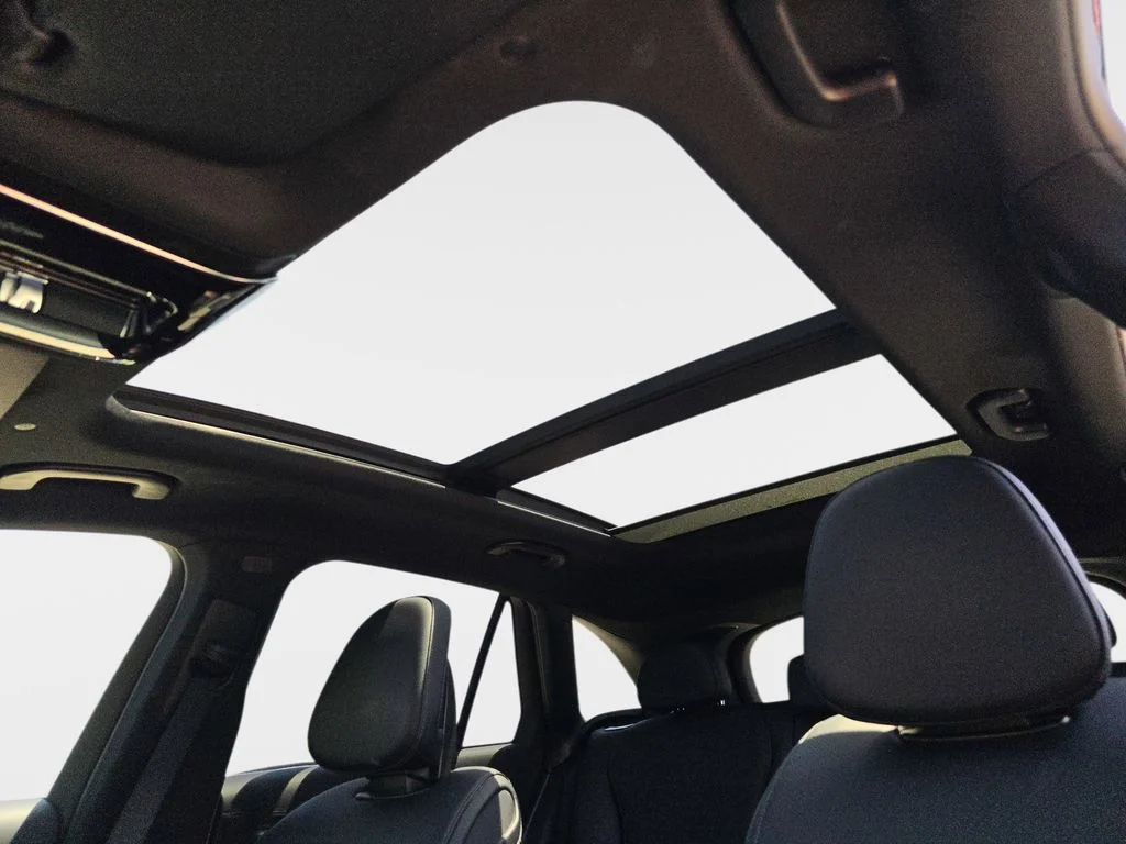 2024 Mercedes-Benz GLC GLC 300 - Photo 33