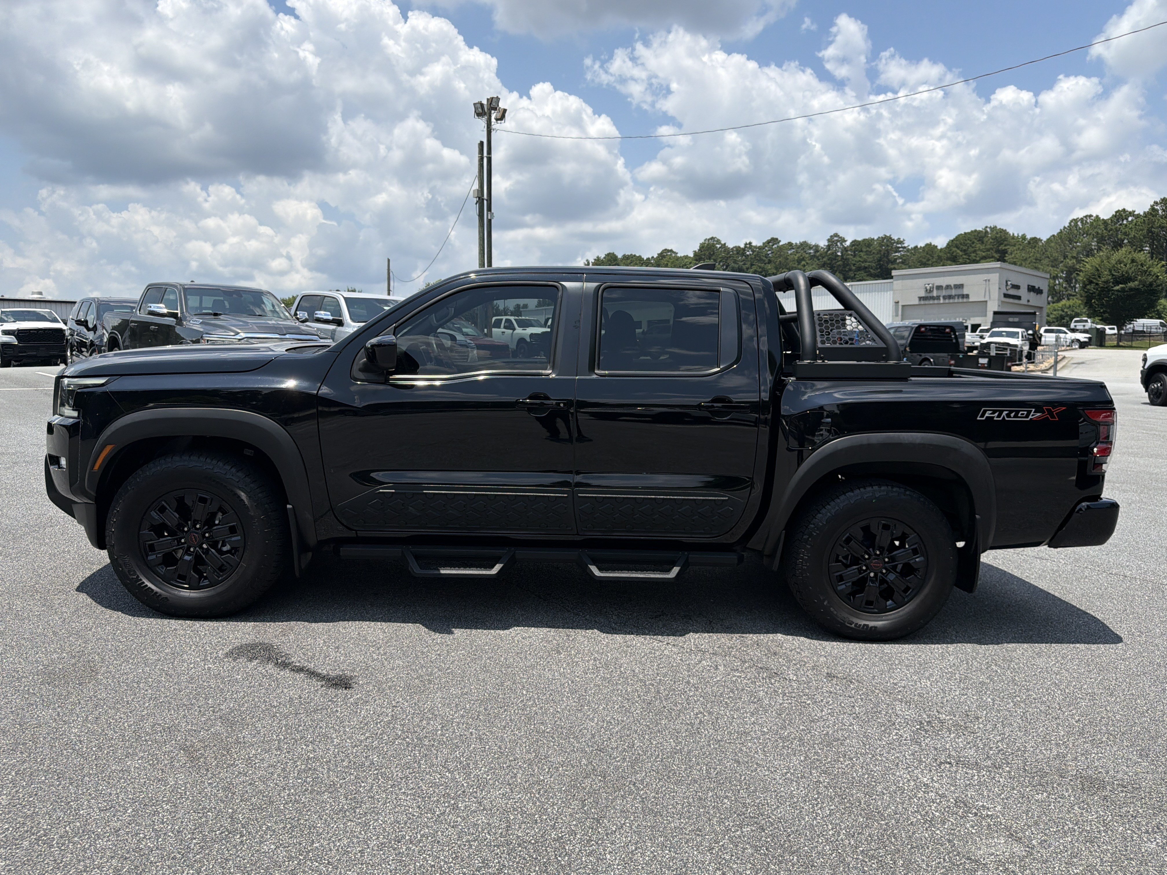 Used 2022 Super Black Nissan PRO-X image 4