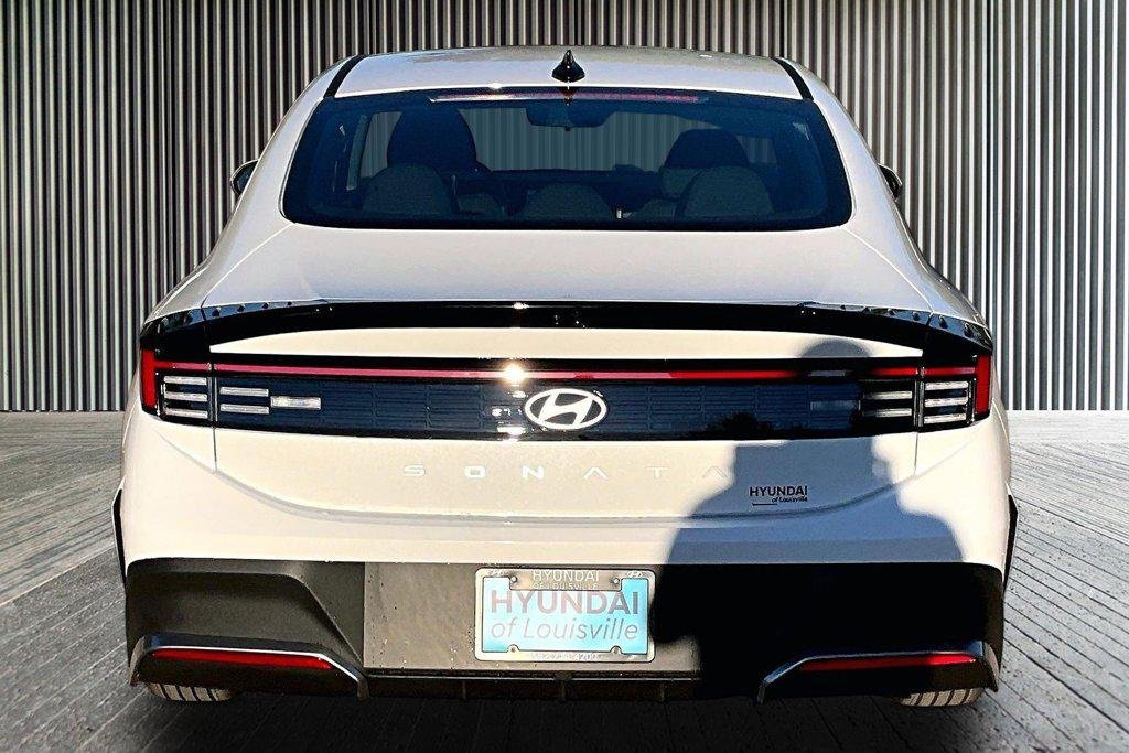 New 2027  Hyundai SE image 4