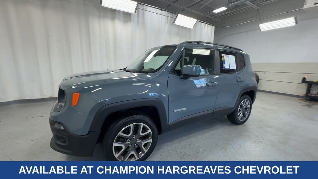 Used 2017 Anvil Jeep Latitude image 6