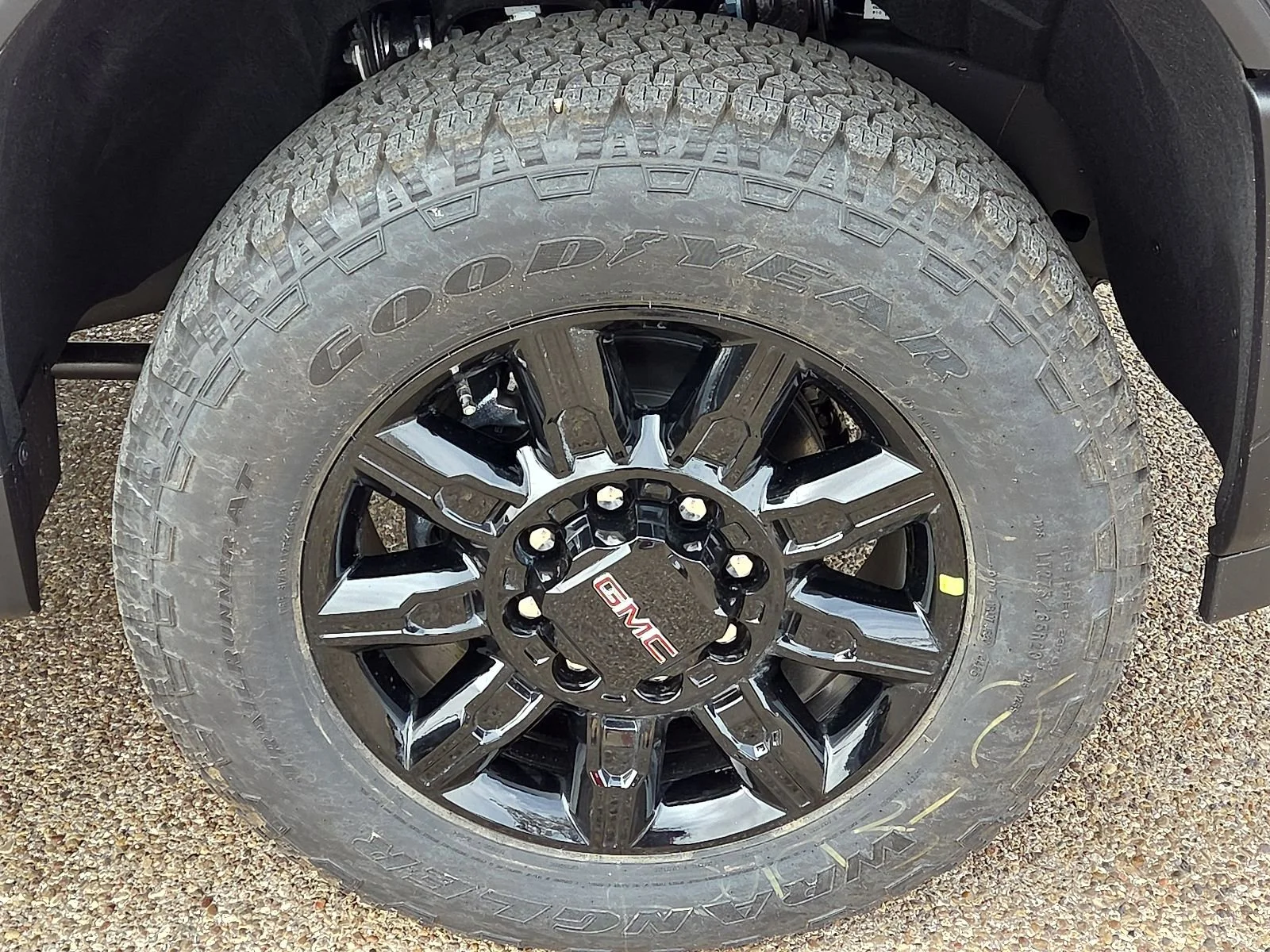2026 GMC Sierra 2500HD AT4 - Photo 7
