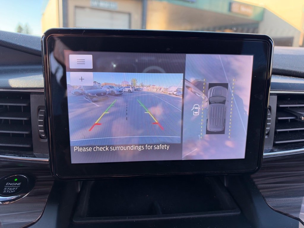 Used 2020 Black Ford Limited image 11