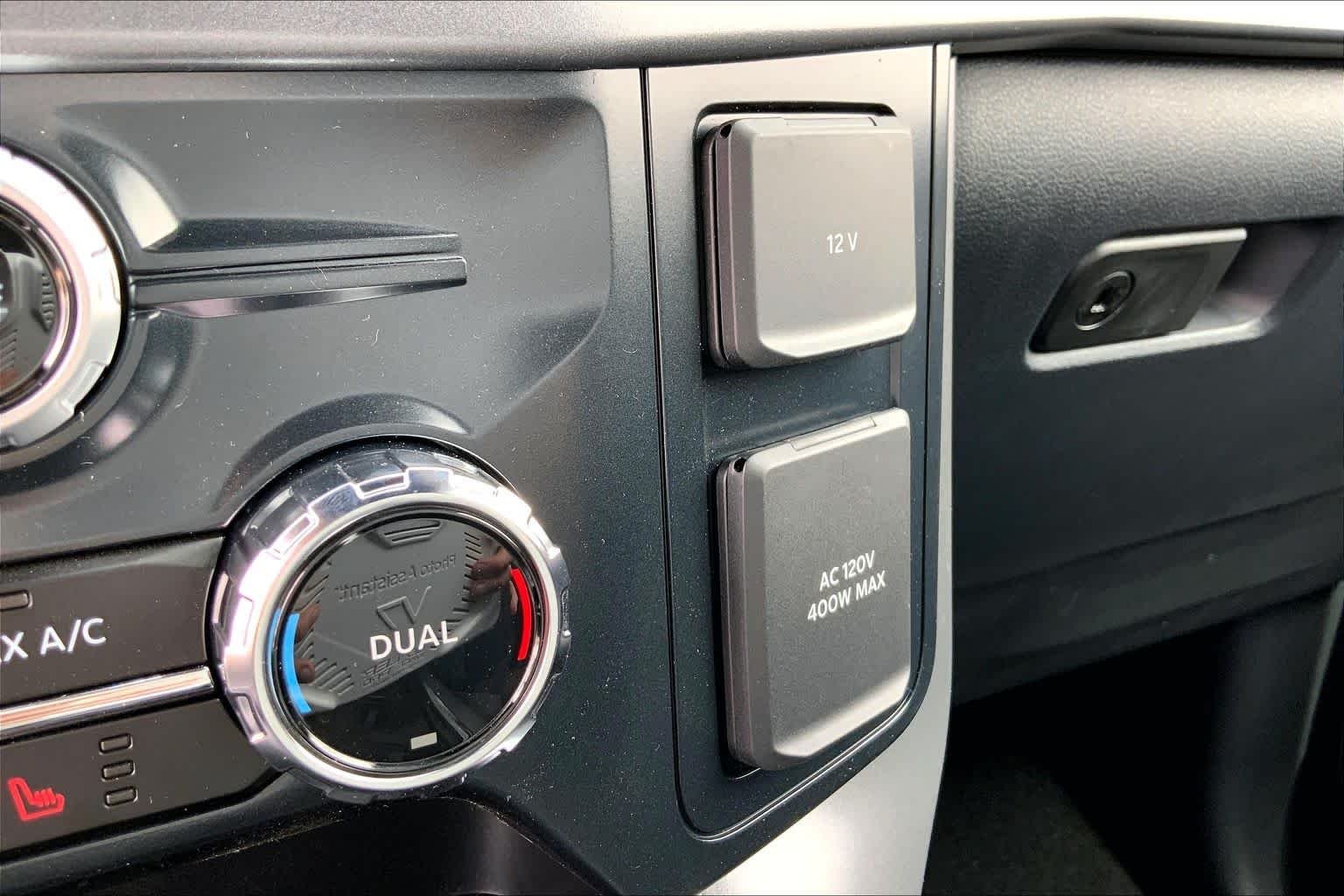 New 2026 Oxford White Ford XLT image 20