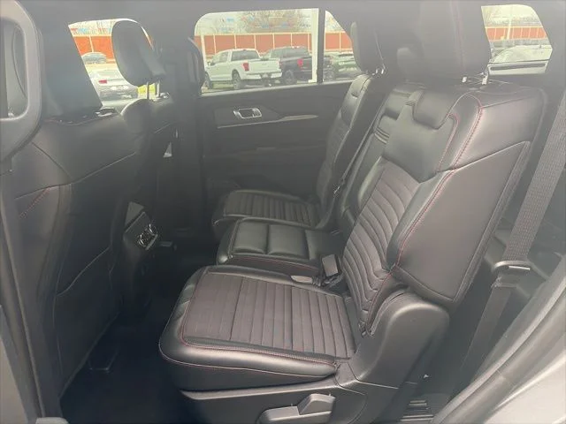 Used 2025 Gray Metallic Ford ST-Line image 16