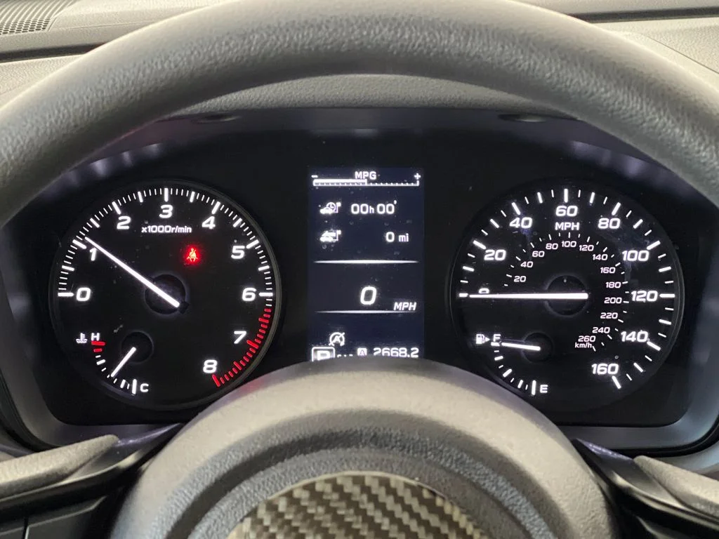 Used 2024 White Subaru Base image 17