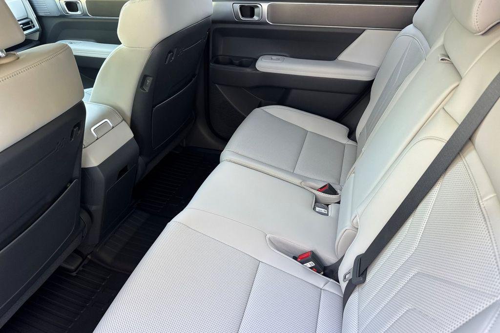 2026 Hyundai Santa Fe SEL - Photo 9
