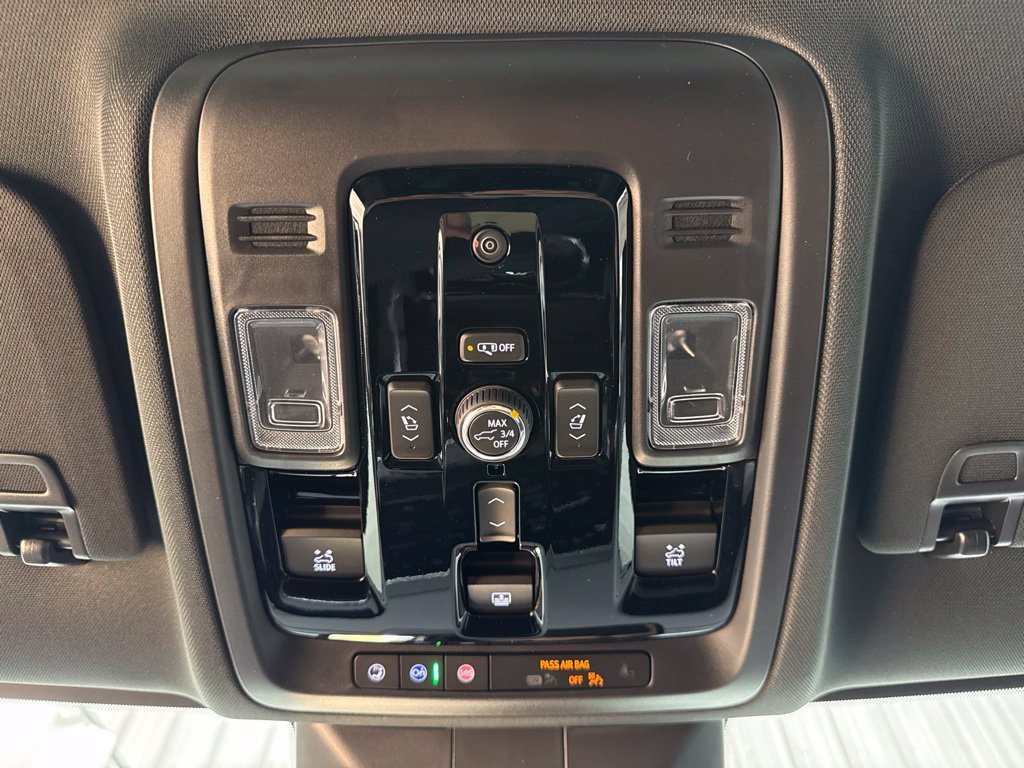 2027 Chevrolet Tahoe Z71 - Photo 24