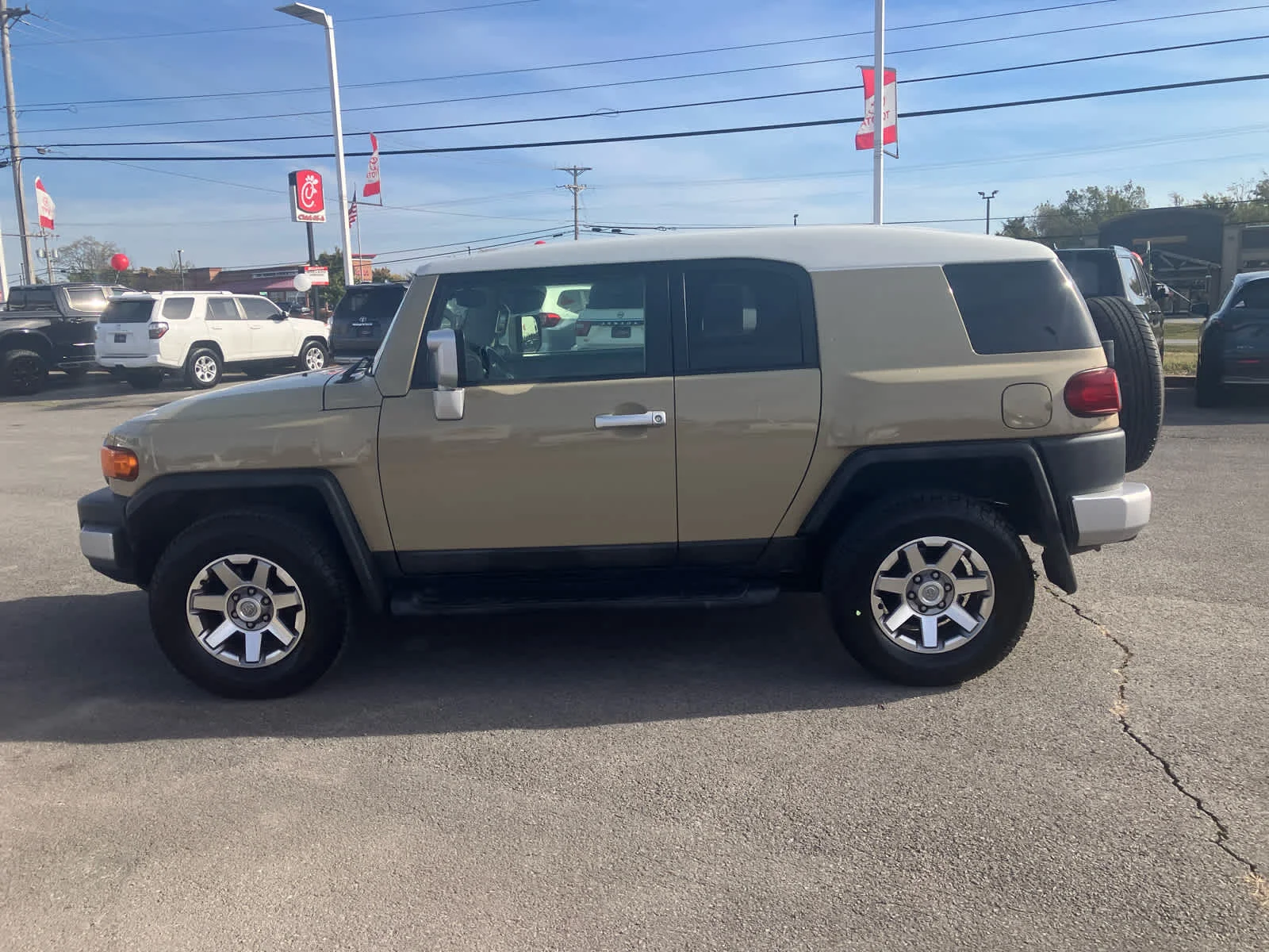 Used 2014 Quicksand Toyota  image 4