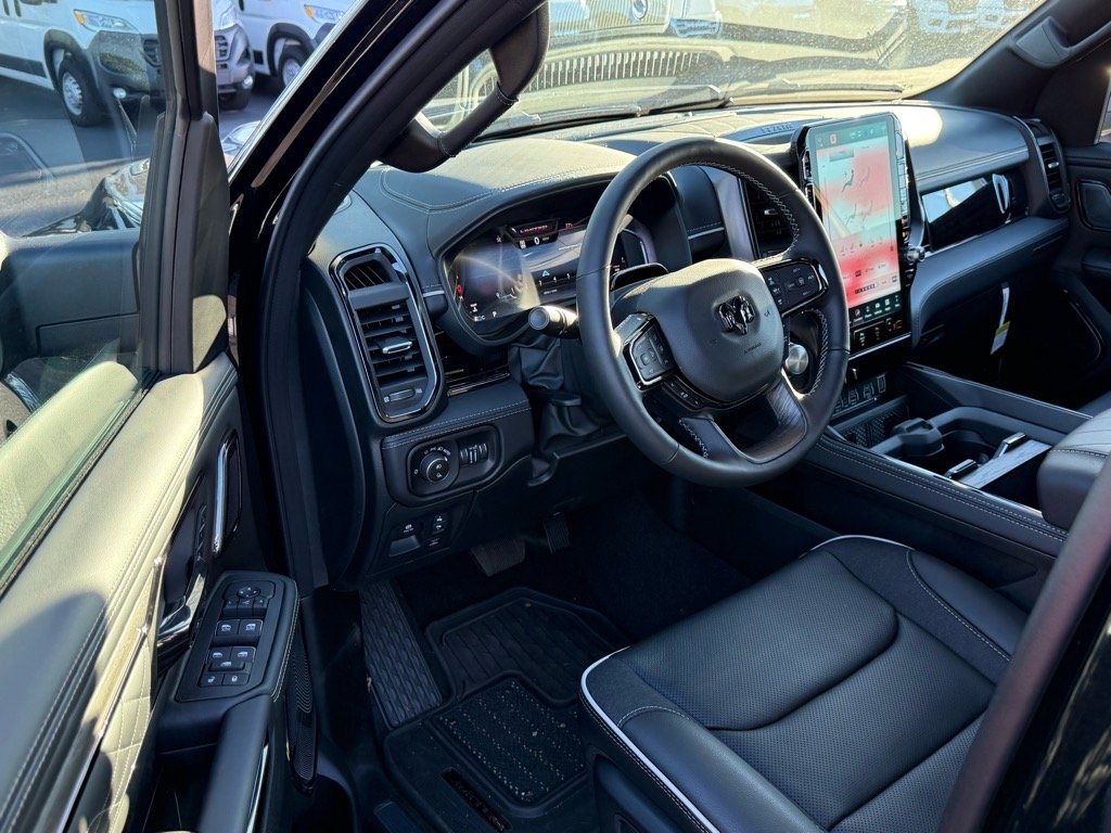 New 2026 Diamond Black Crystal Pearl-Coat Exterior Paint RAM Limited Crew Cab 4x4 5