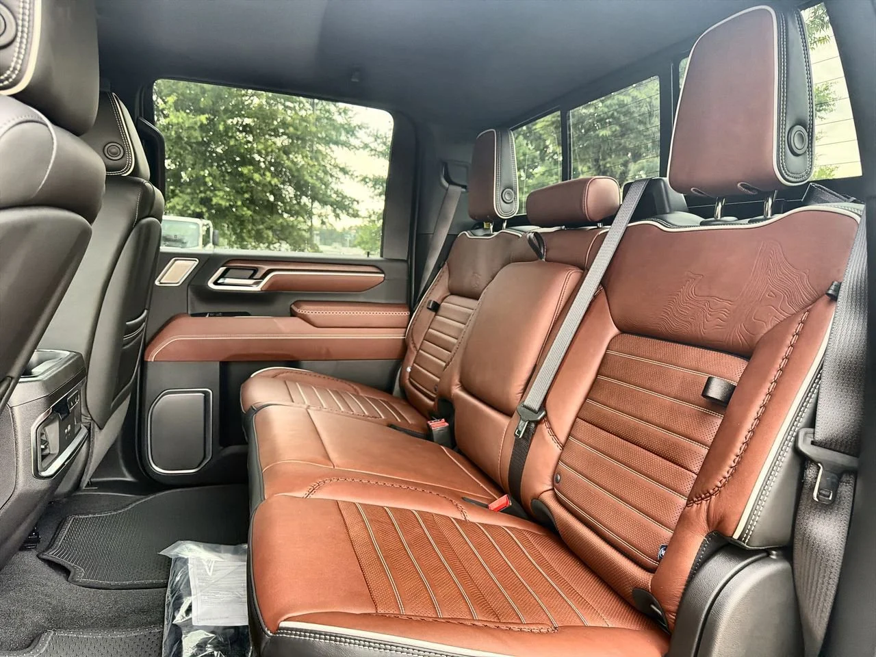 New 2026 Sterling Metallic GMC Denali Ultimate image 20