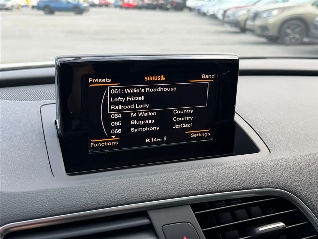 Used 2018  Audi 2.0T Premium image 19