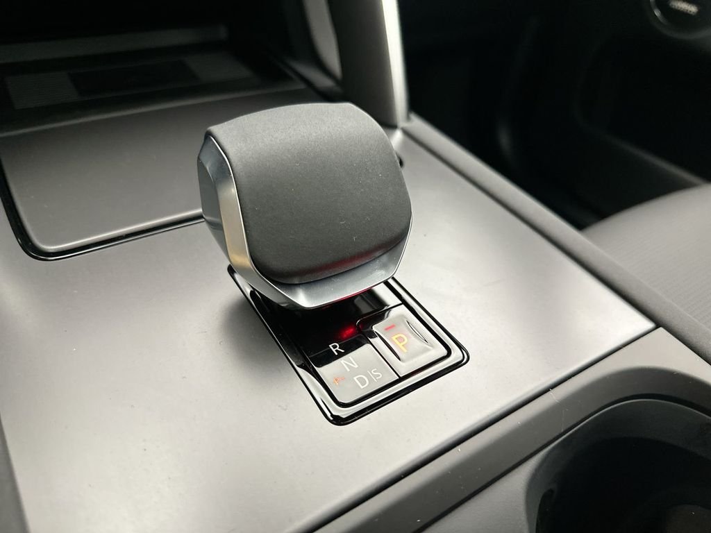 New 2026 Firenze Red Metallic Land Rover Landmark image 12