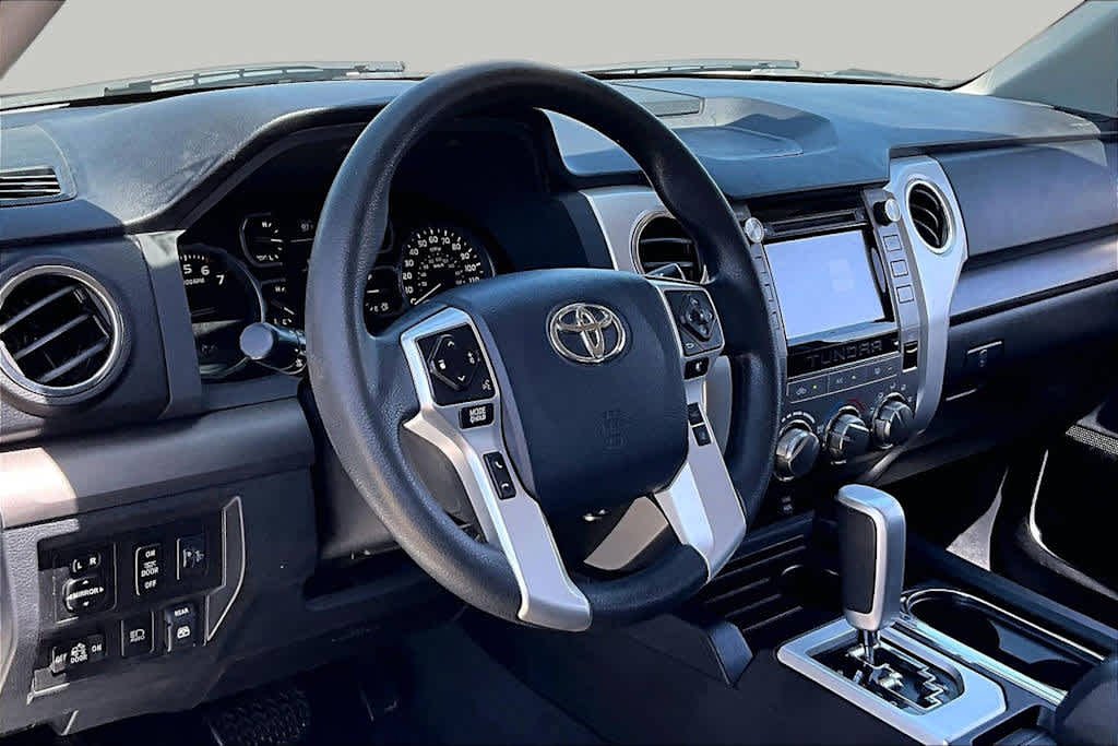 Used 2019 Super White Toyota SR5 image 19