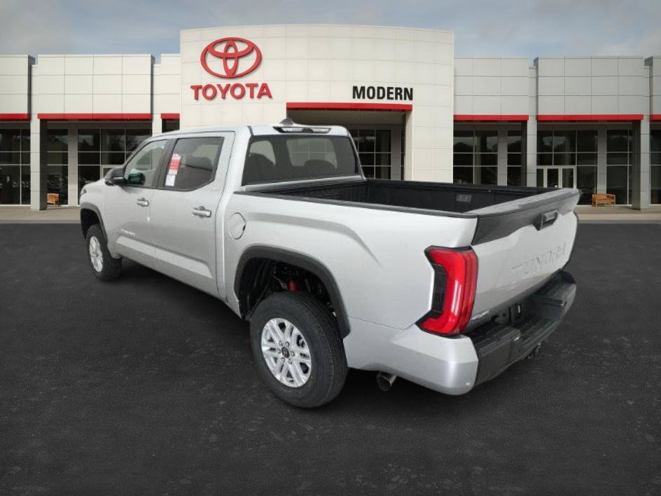2026 Toyota Tundra SR5 - Photo 13