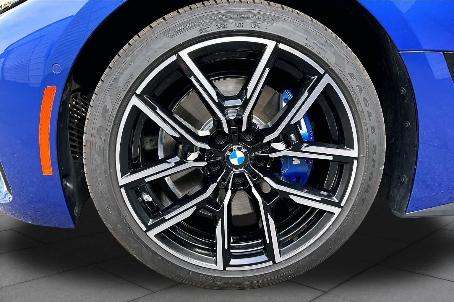 Used 2025 Portimao Blue Metallic BMW M440i image 10