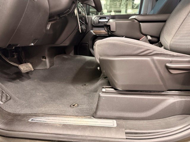 Used 2022 GREENSTONE METALLIC Chevrolet LT image 7