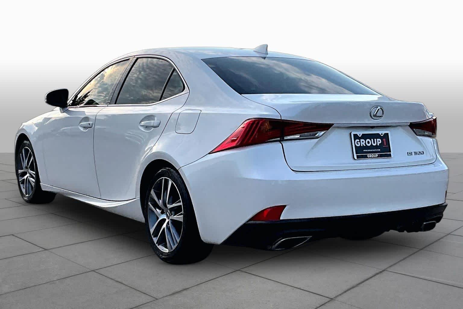 Used 2018 Eminent White Pearl Lexus  image 12