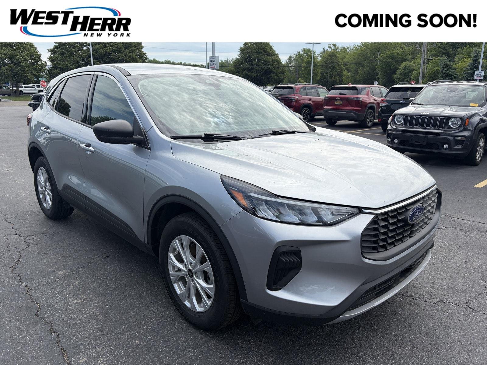 Used 2023 Iconic Silver Ford Active image 1