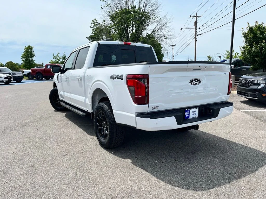 New 2026 White Ford XLT image 4