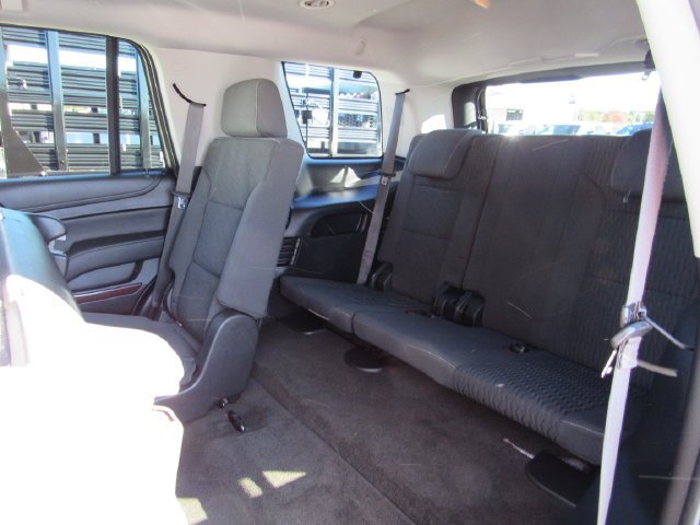 Used 2018 Gray GMC SLE image 25