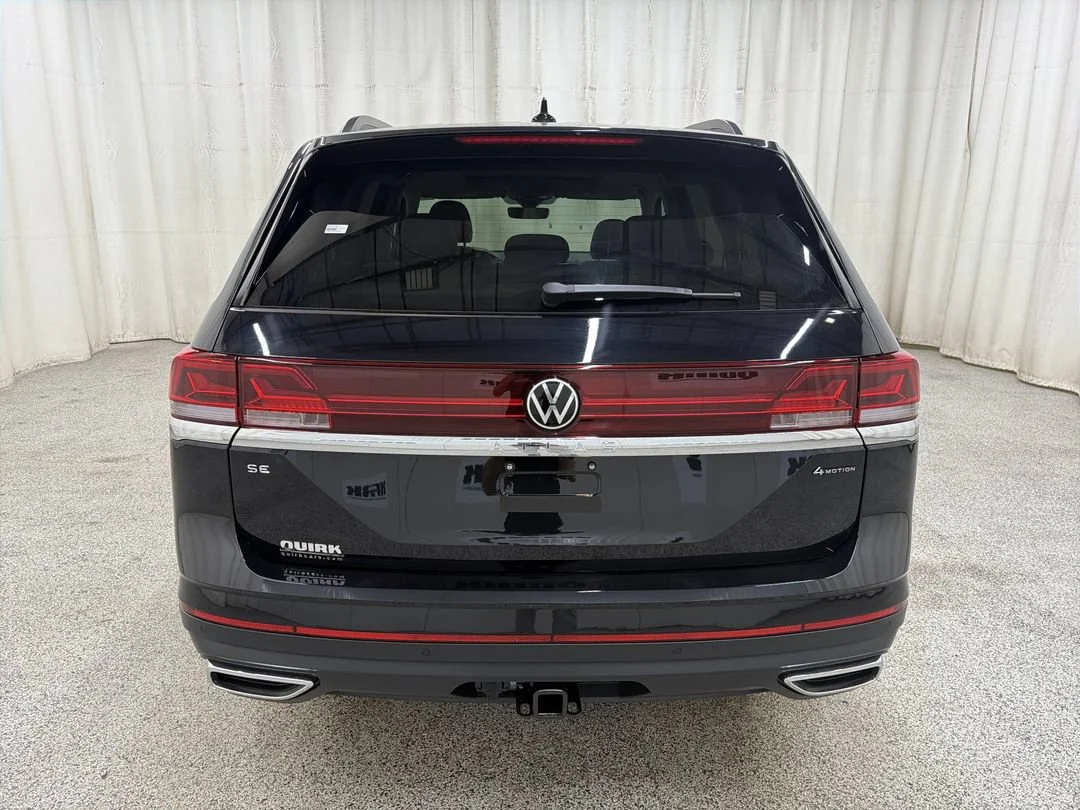 New 2026 Deep Black Pearl Volkswagen 2.0T SE w/Technology image 7