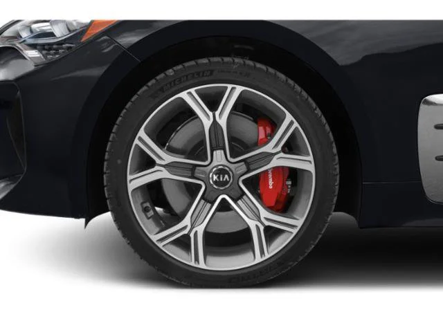 Used 2018 White Kia GT1 image 14