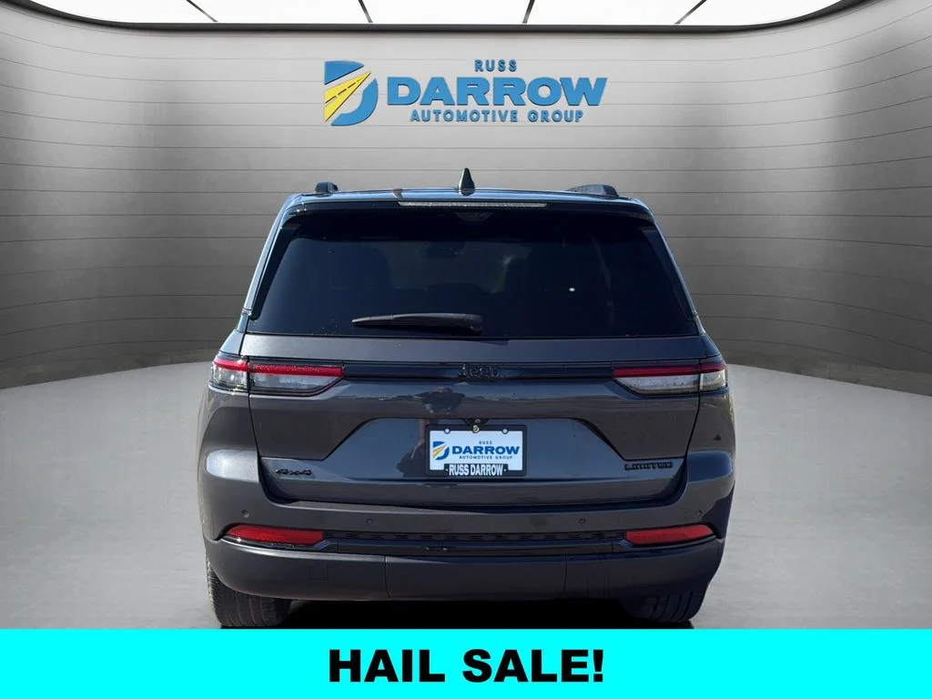 Used 2024 Gray Jeep Limited image 4