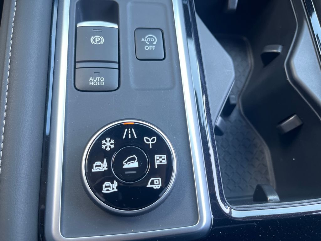 2026 Nissan Pathfinder SV - Photo 22
