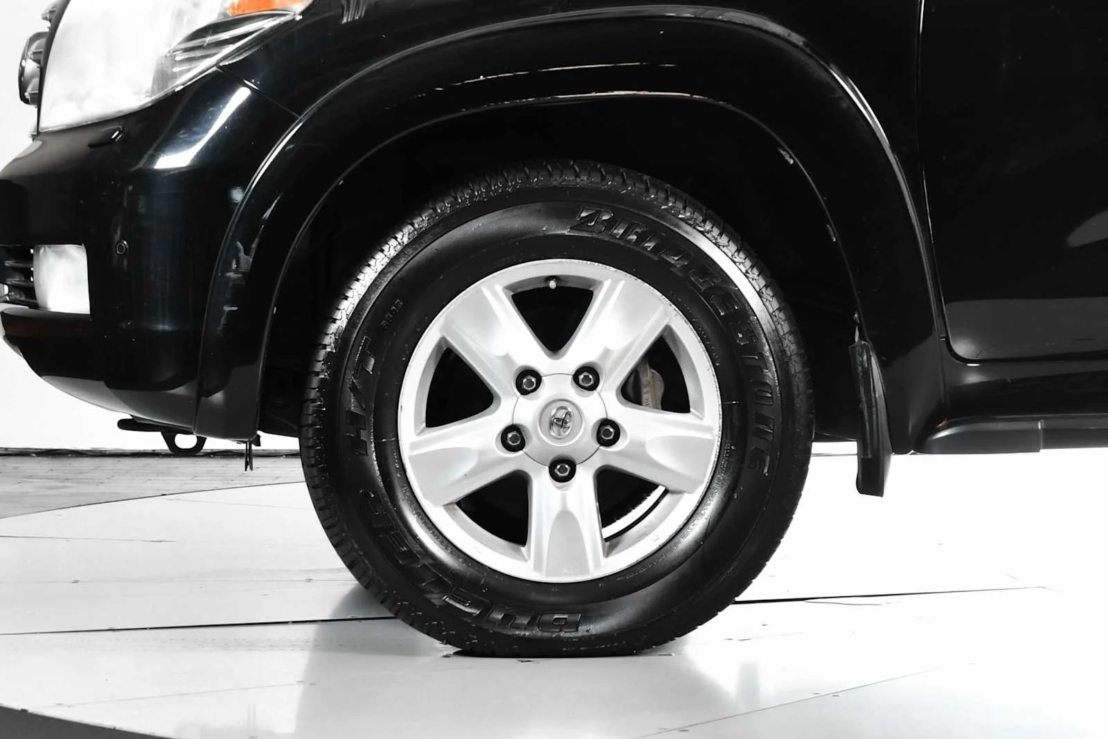 Used 2011 Black Toyota  image 10