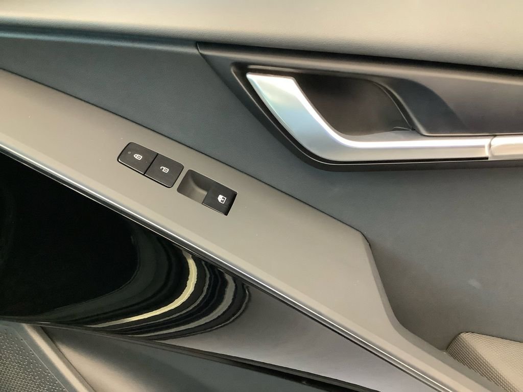 2025 Kia Niro Wave - Photo 15