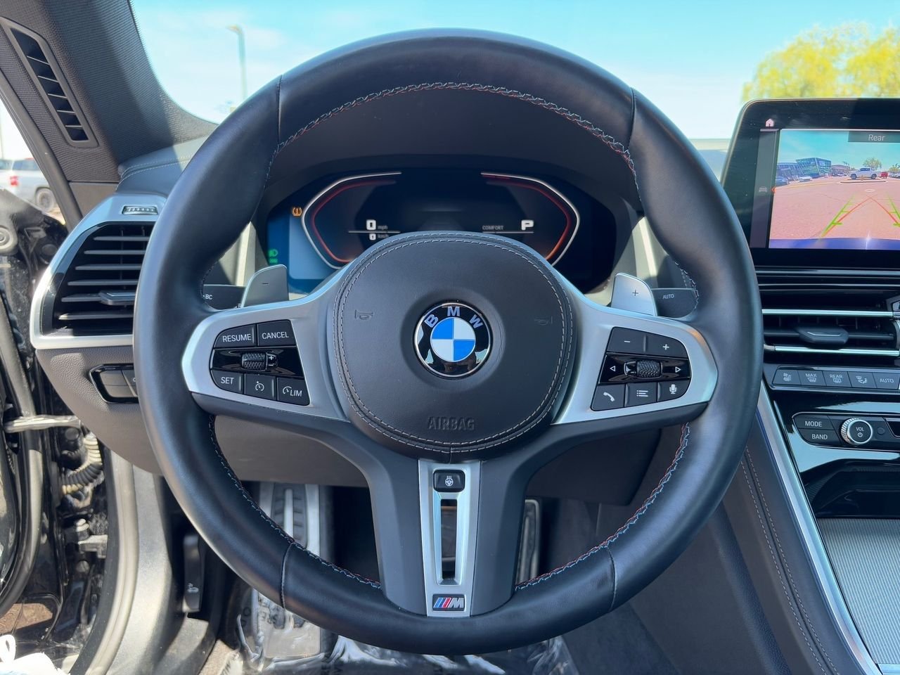 2024 BMW 8 Series M850i - Photo 17