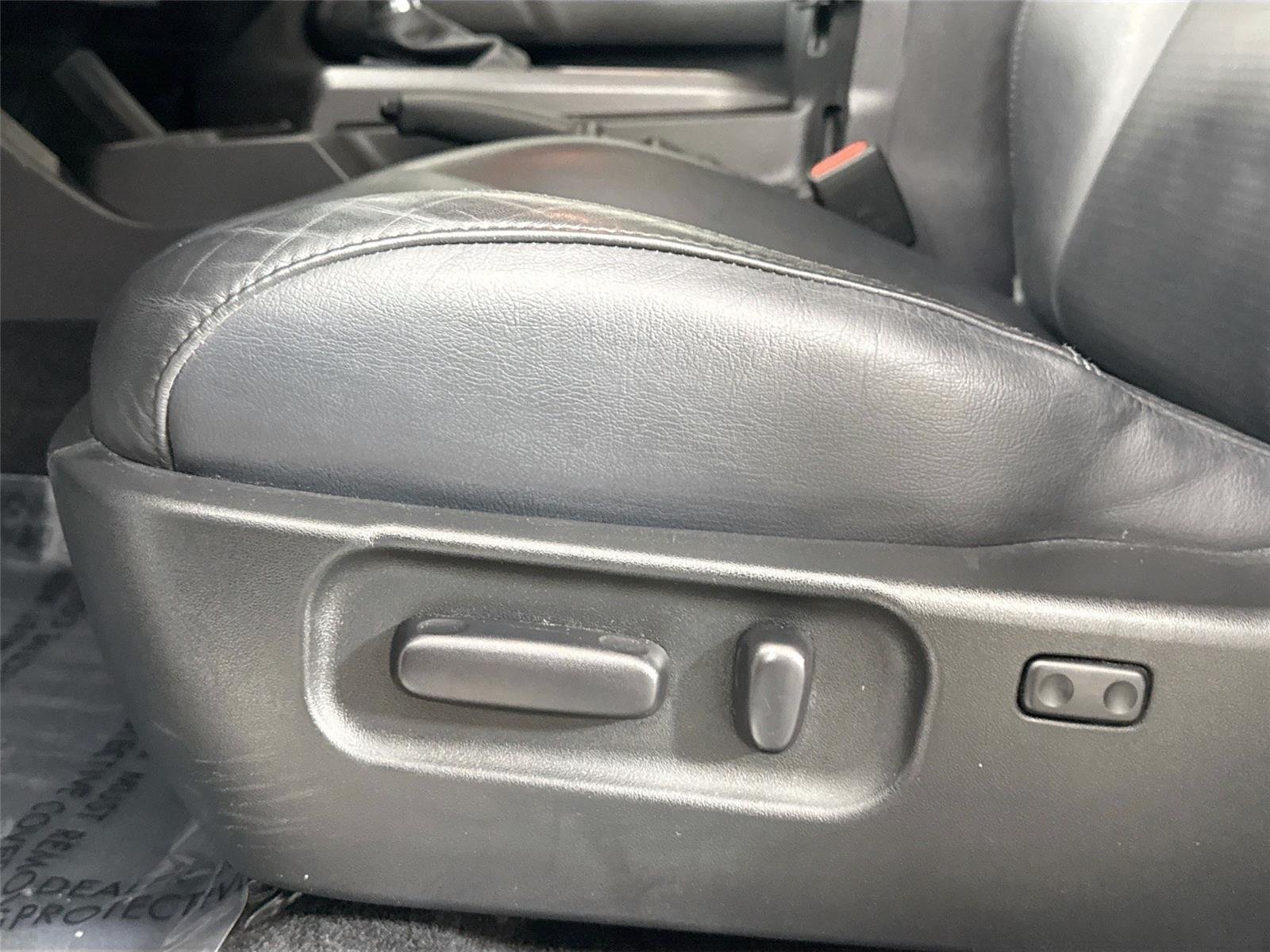 Used 2022 White Toyota TRD Off-Road image 31