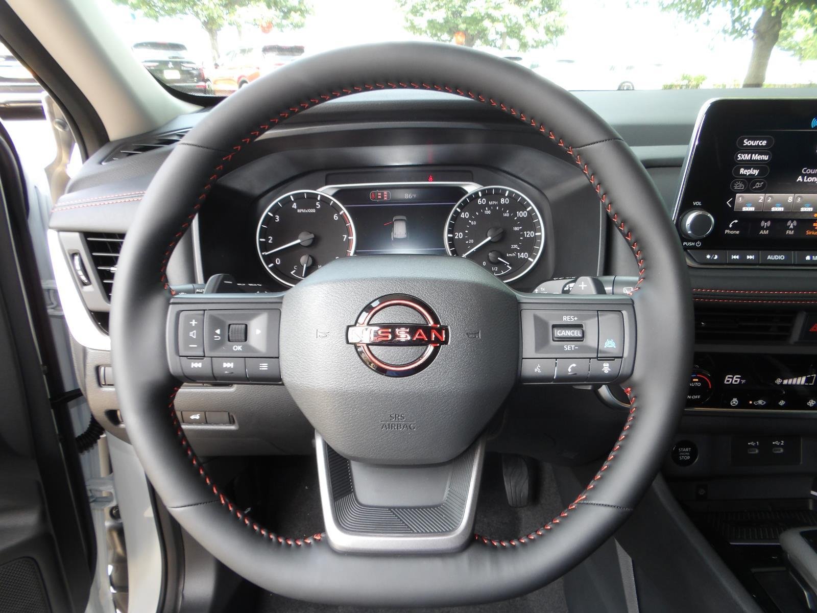 New 2026 Everest White Pearl TriCoat Nissan Rock Creek® image 30