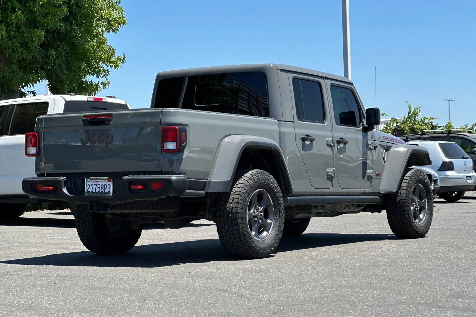 Used 2022 Sting-Gray Clearcoat Jeep Rubicon image 4