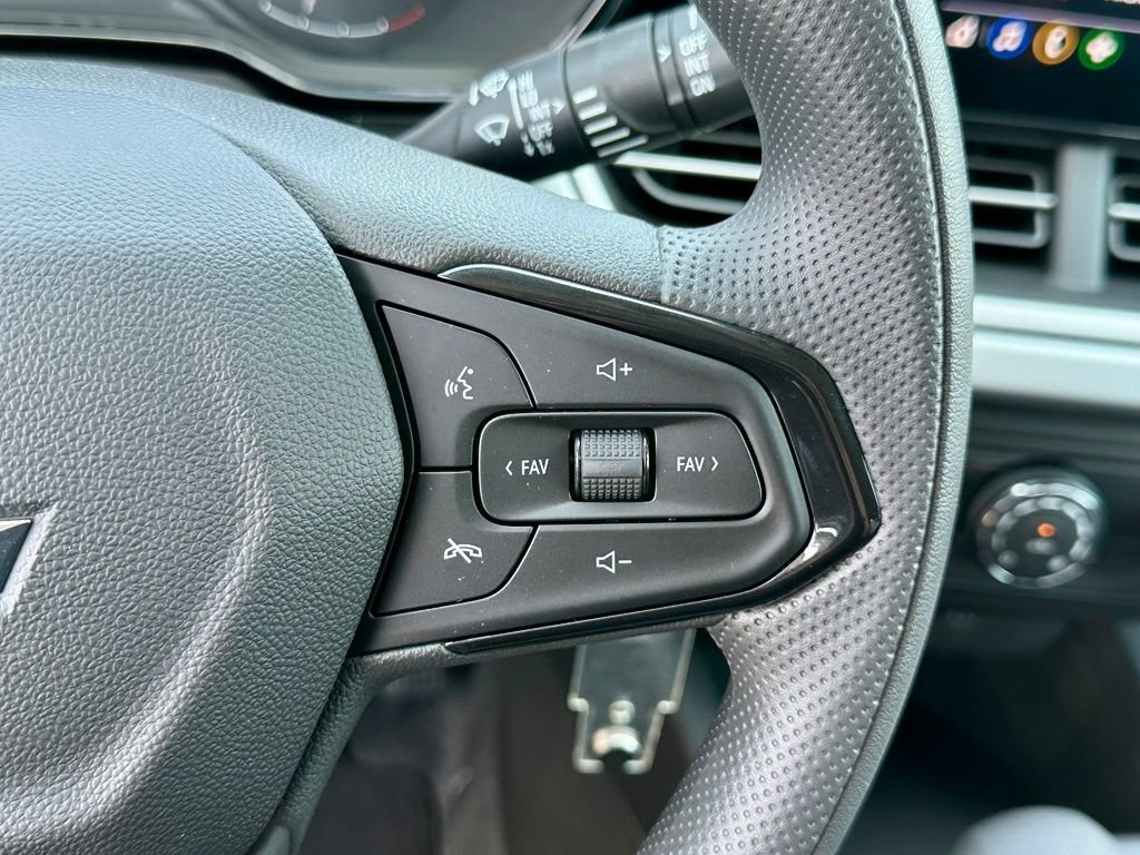 2026 Chevrolet Trax LS - Photo 28