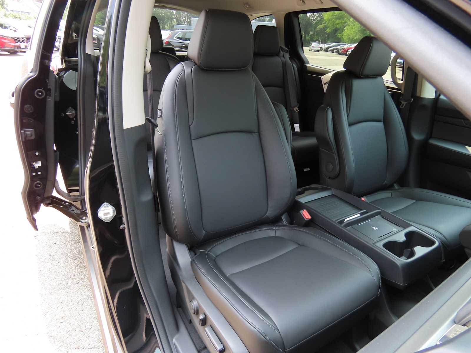 2026 Honda Odyssey EX-L - Photo 17