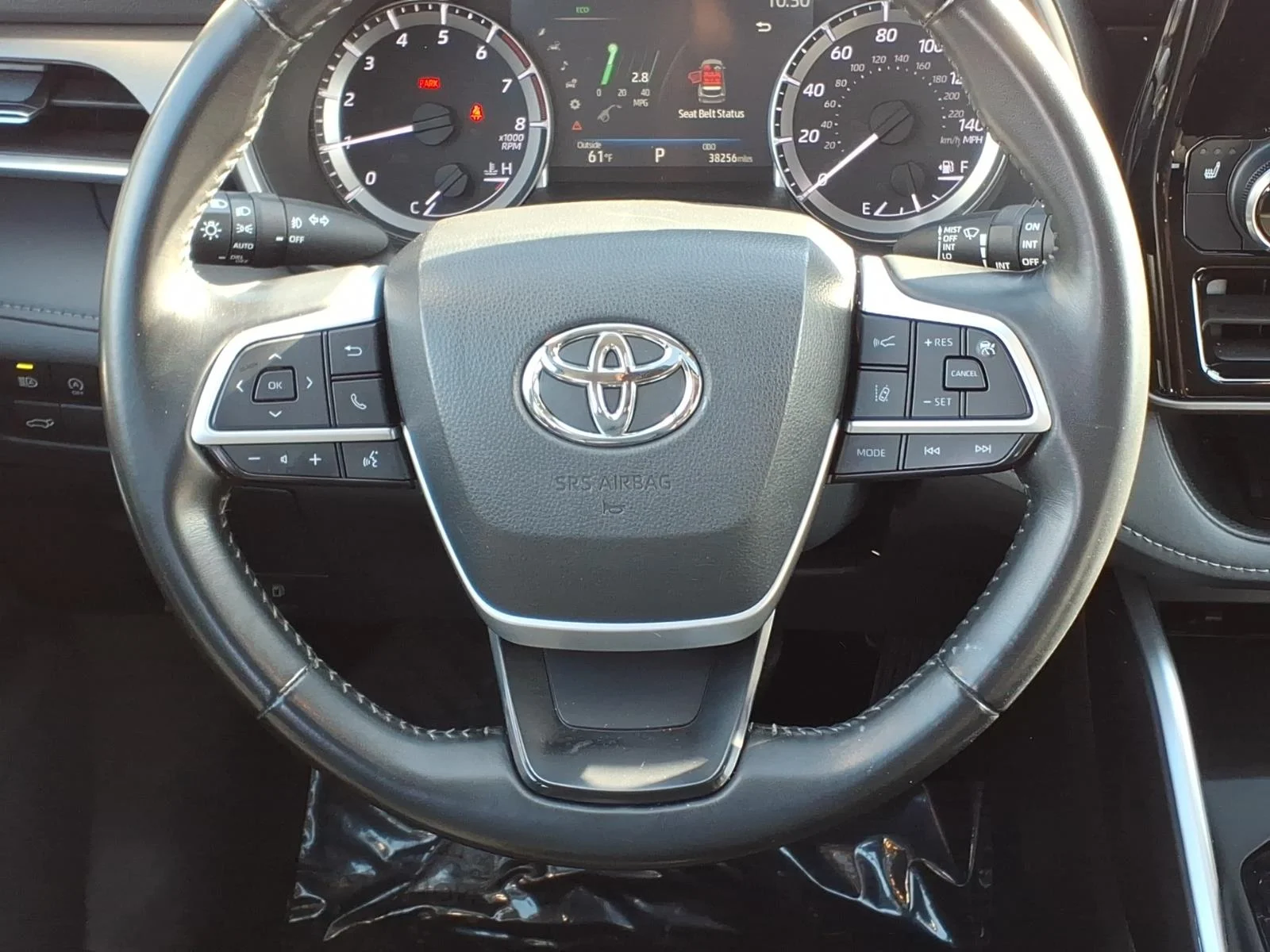 Certified Used 2023 Silver Toyota XLE image 14