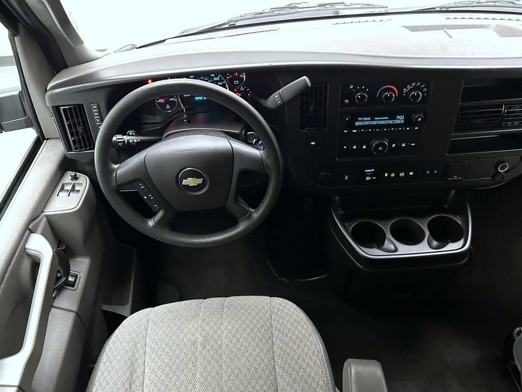 Used 2024 Summit White Chevrolet 1LT image 14