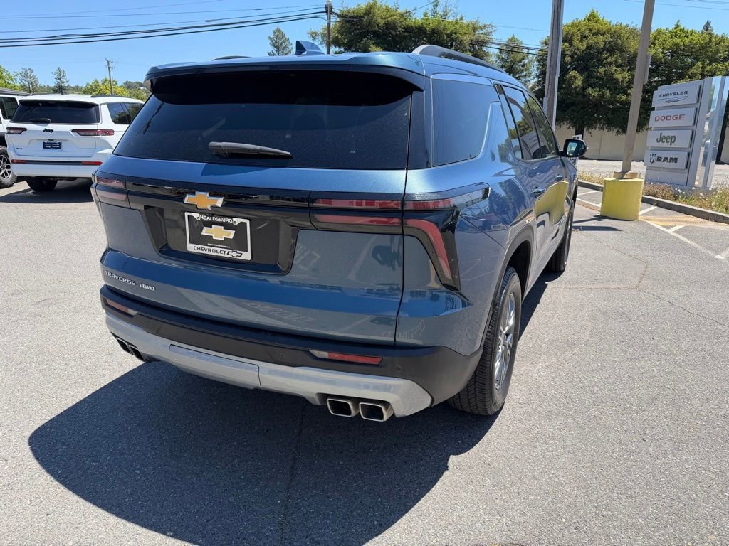2025 Chevrolet Traverse LT - Photo 6