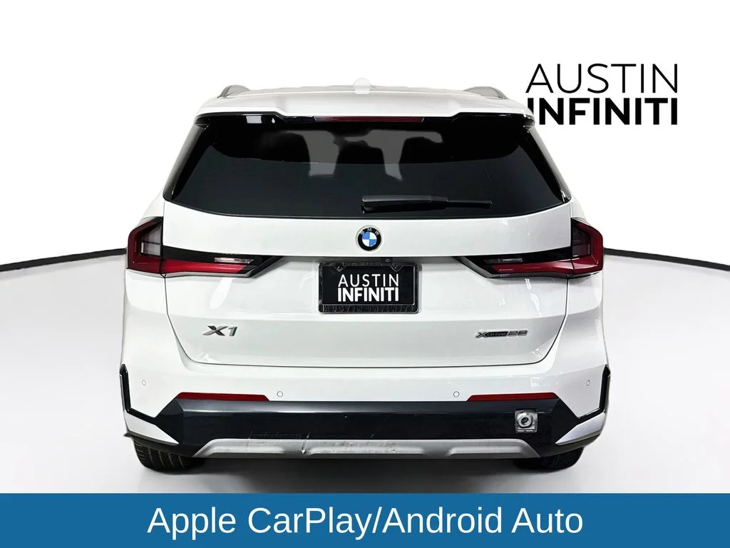 Used 2024 White BMW xDrive28i image 7