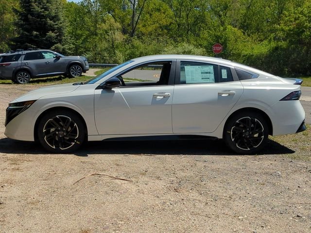 2026 Nissan Sentra SR - Photo 6