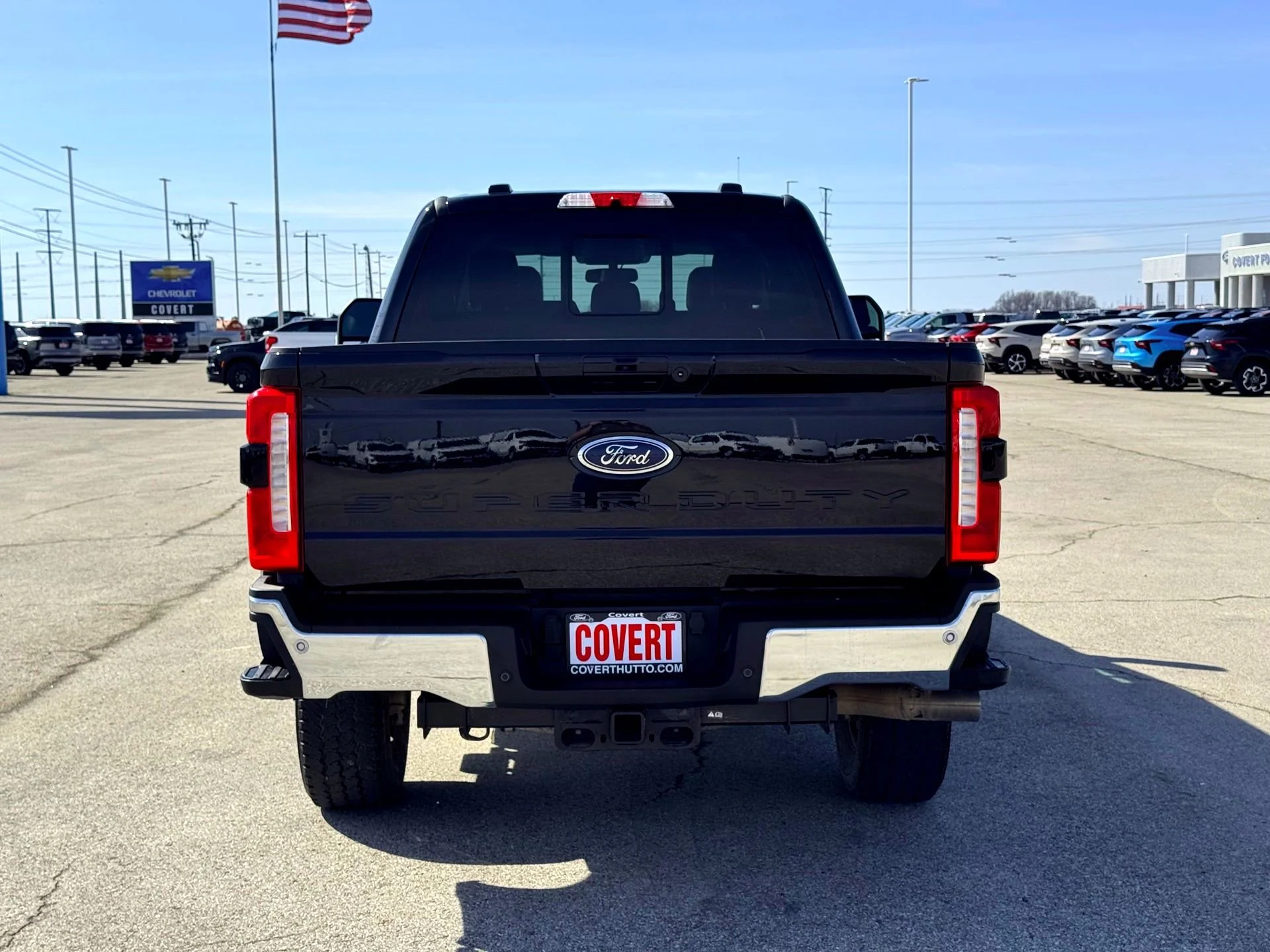 Used 2024  Ford Lariat image 8