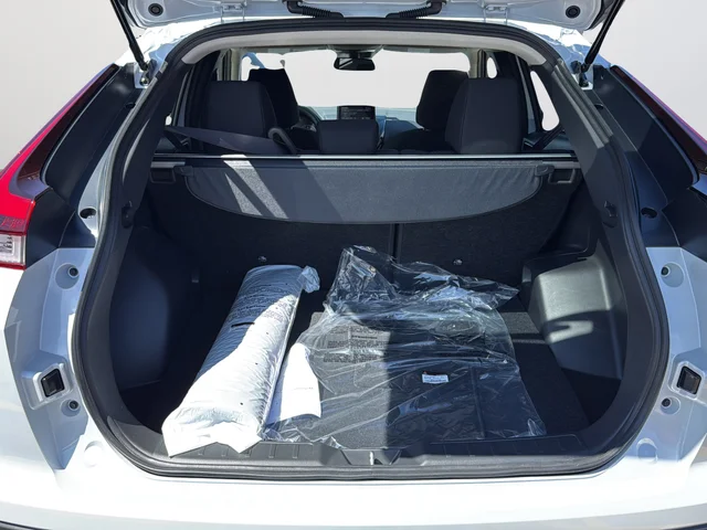 New 2026 White Mitsubishi ES image 11
