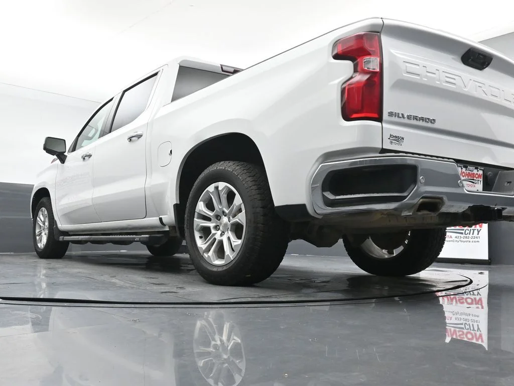 Used 2023 White Chevrolet LTZ image 37