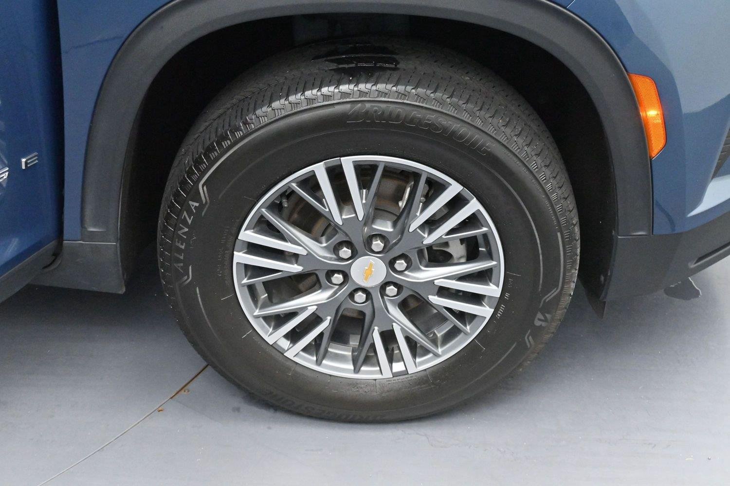 Used 2024 Lakeshore Blue Metallic Chevrolet LT image 33