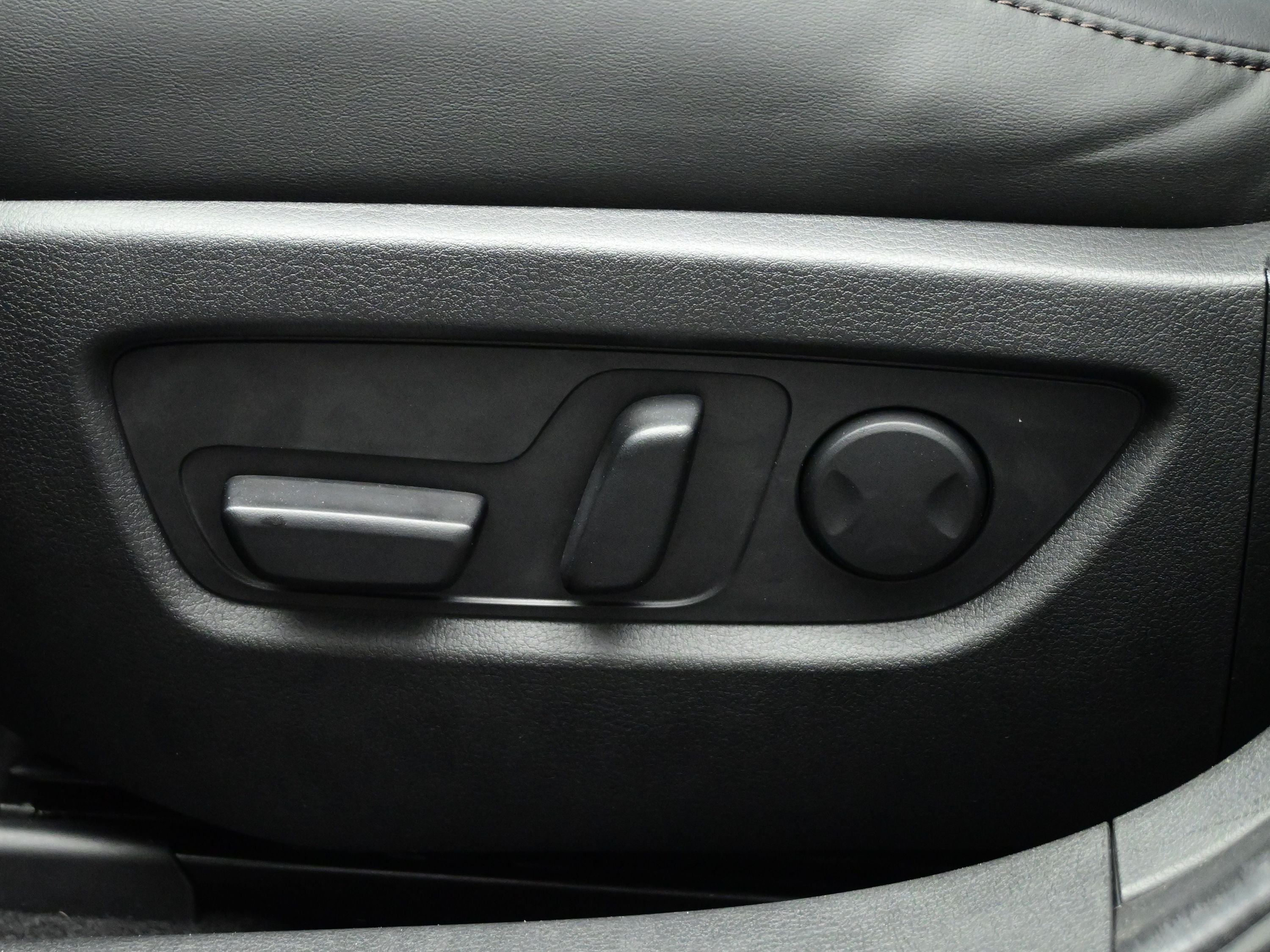 2025 Mazda CX-90 Premium Plus Package - Photo 47