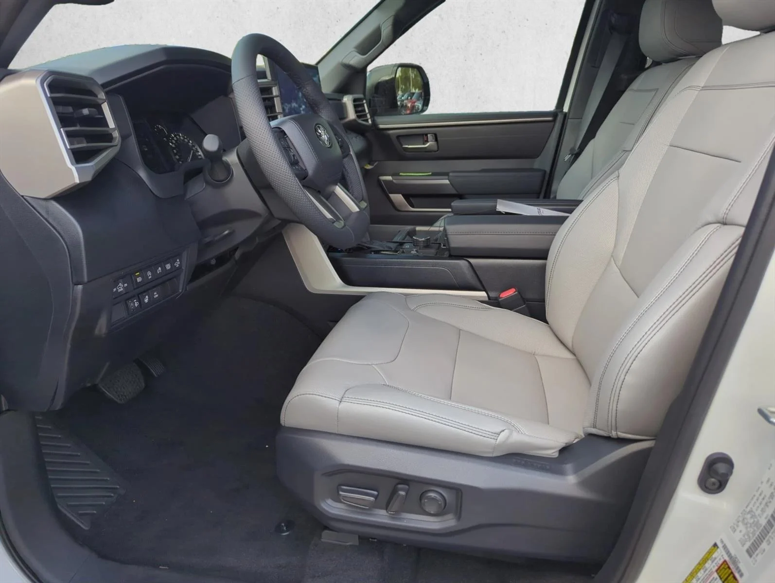 Used 2026 Ice Cap Toyota SR5 image 11