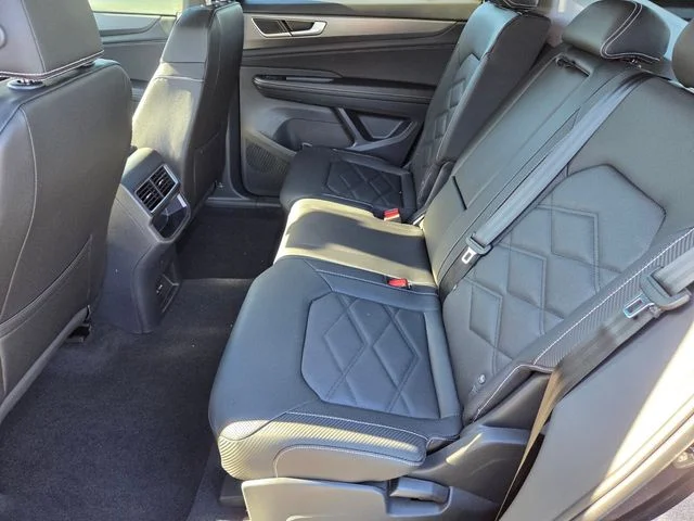 New 2026 Black Volkswagen 2.0T SE image 7